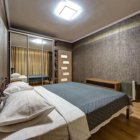 Apartments Near Ukraina Shopping Mall Κίεβο Εξωτερικό φωτογραφία