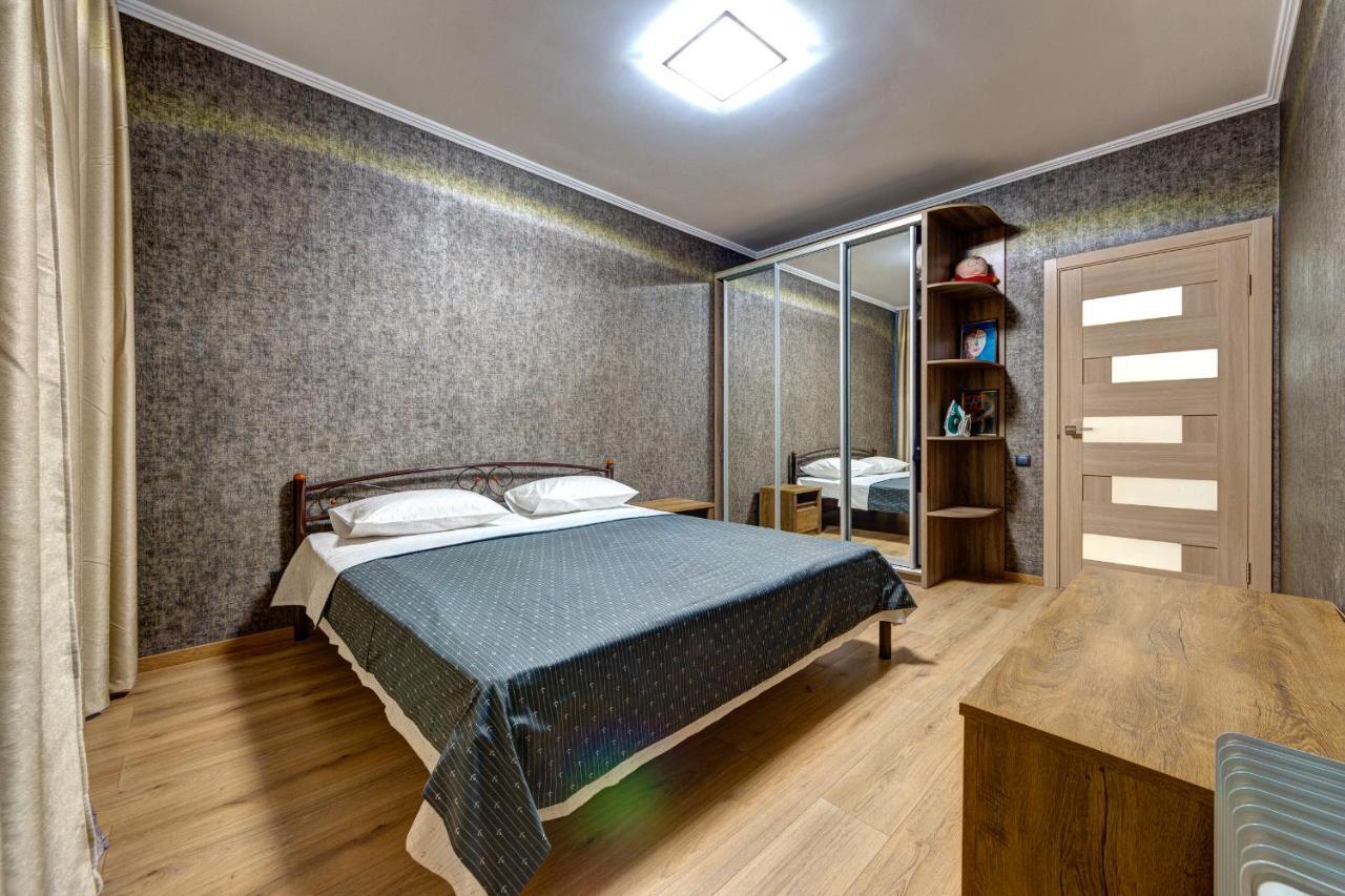 Apartments Near Ukraina Shopping Mall Κίεβο Εξωτερικό φωτογραφία